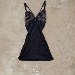 Elegant Black Lace Nightgown